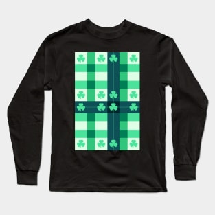 St patricks irish plaid shamrock pattern, pattern green background Long Sleeve T-Shirt